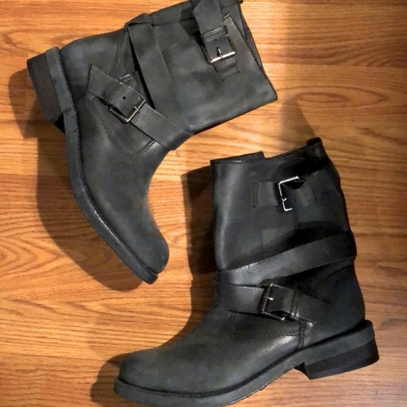 Zara Distressed double buckle moto boots size 8 - Picture 2 of 7